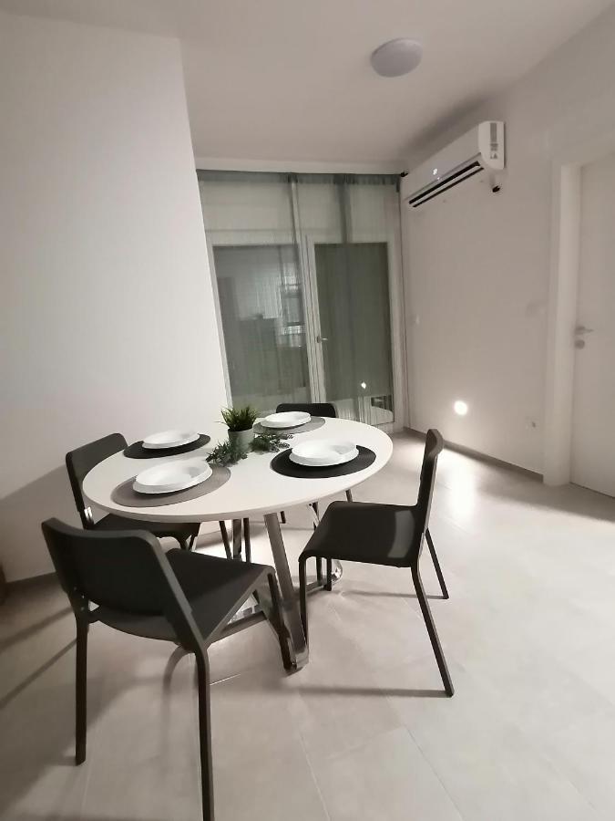 Antolak Apartment Vir Exterior photo